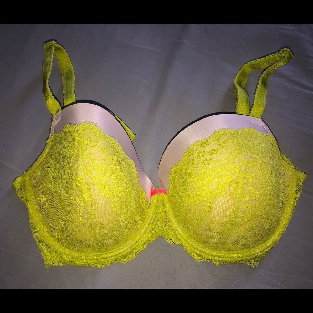Victoria’s Secret bra
